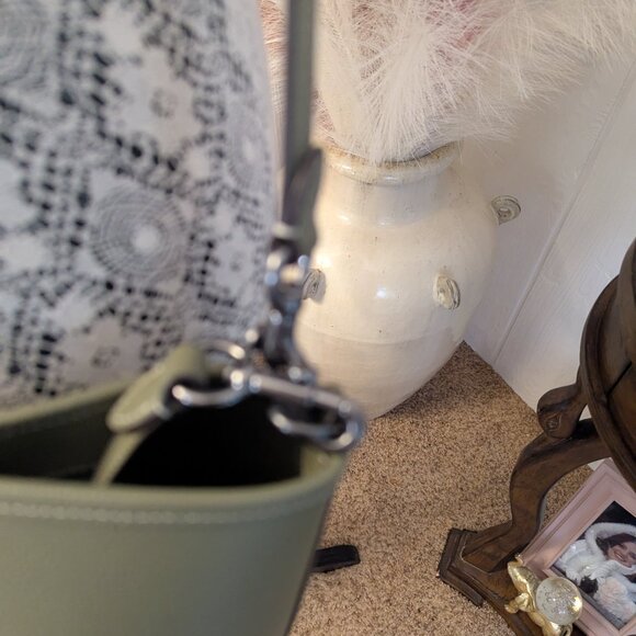 Coach Bucket Bag...NEW - Picture 3 of 8